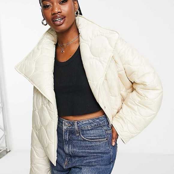 ASOS DESIGN cropped onion quilted jacket in cream - Picture 1 of 9